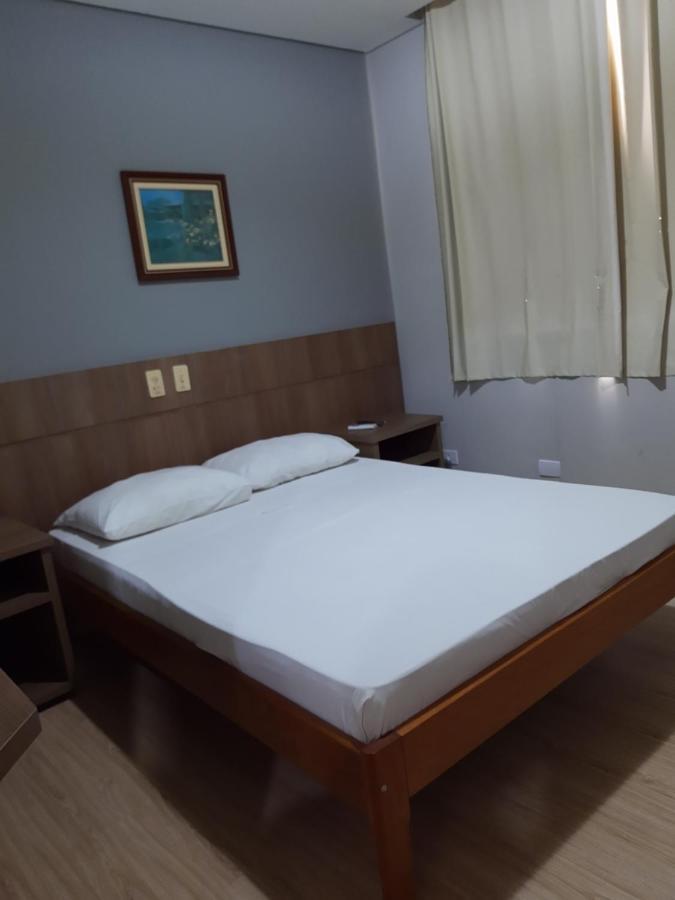 Rede Andrade Guaira Hotel Куритиба Екстериор снимка