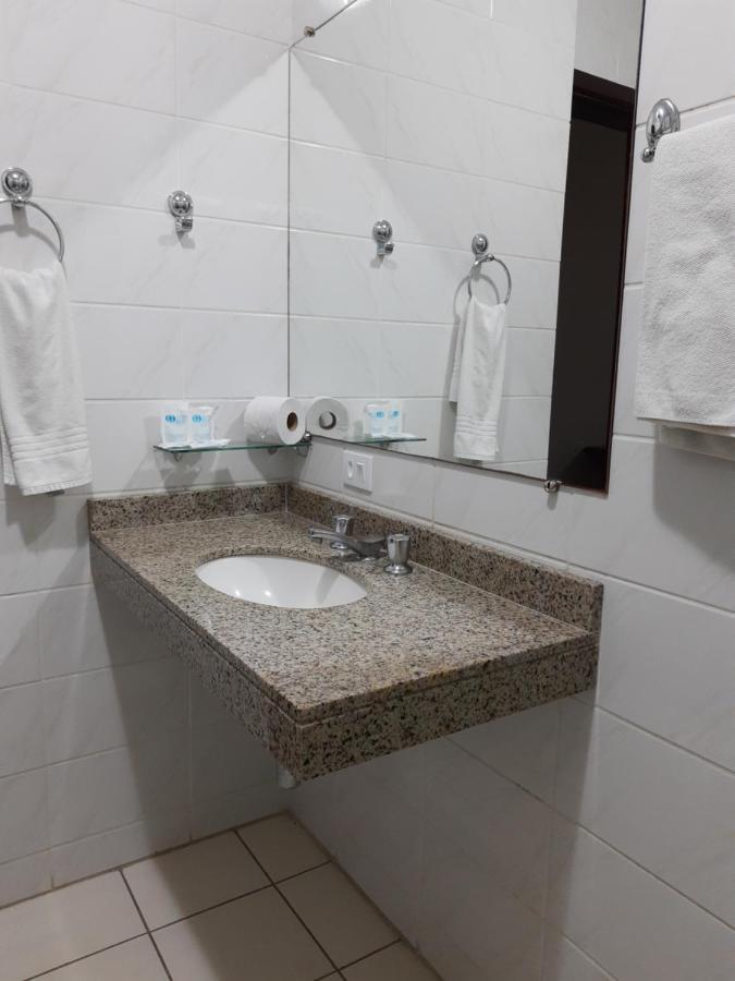 Rede Andrade Guaira Hotel Куритиба Екстериор снимка