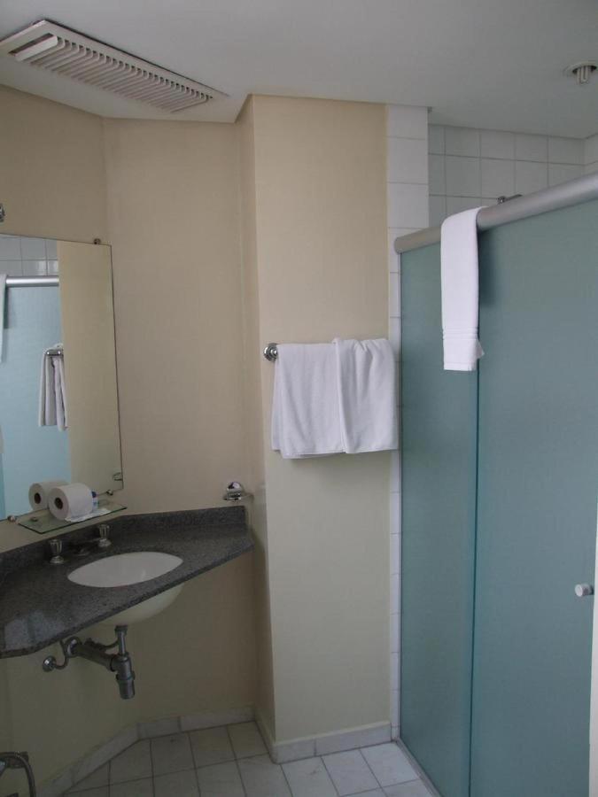 Rede Andrade Guaira Hotel Куритиба Екстериор снимка